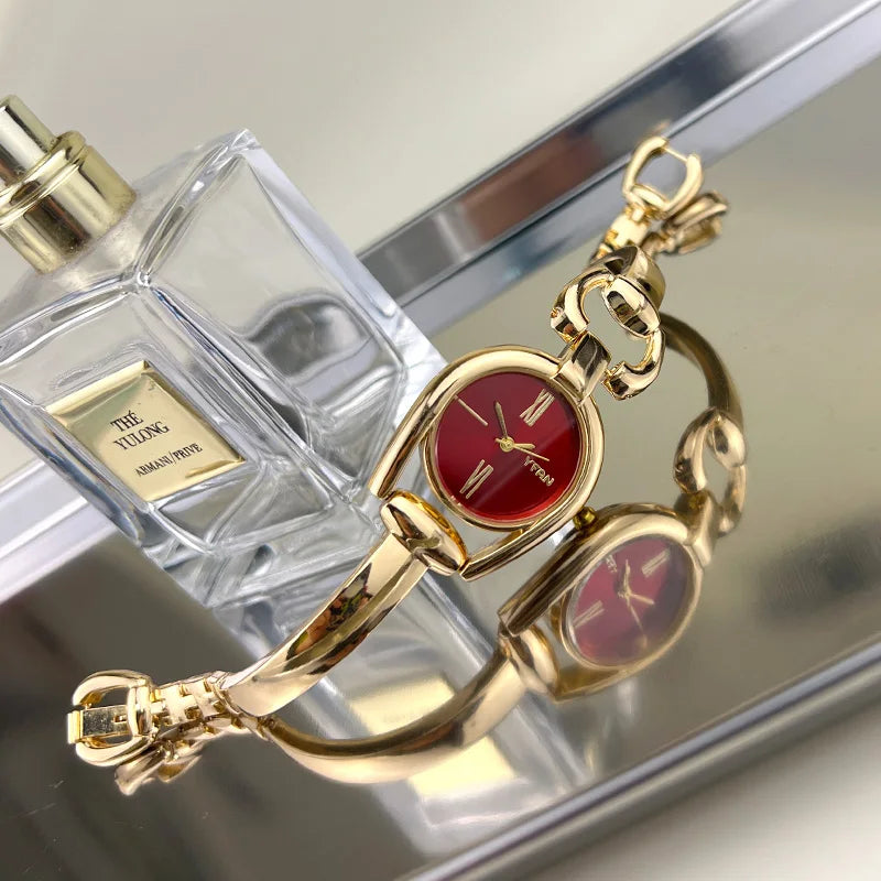 Retro Button Quartz Watch