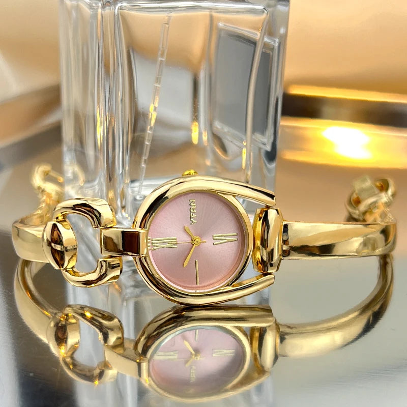 Retro Button Quartz Watch
