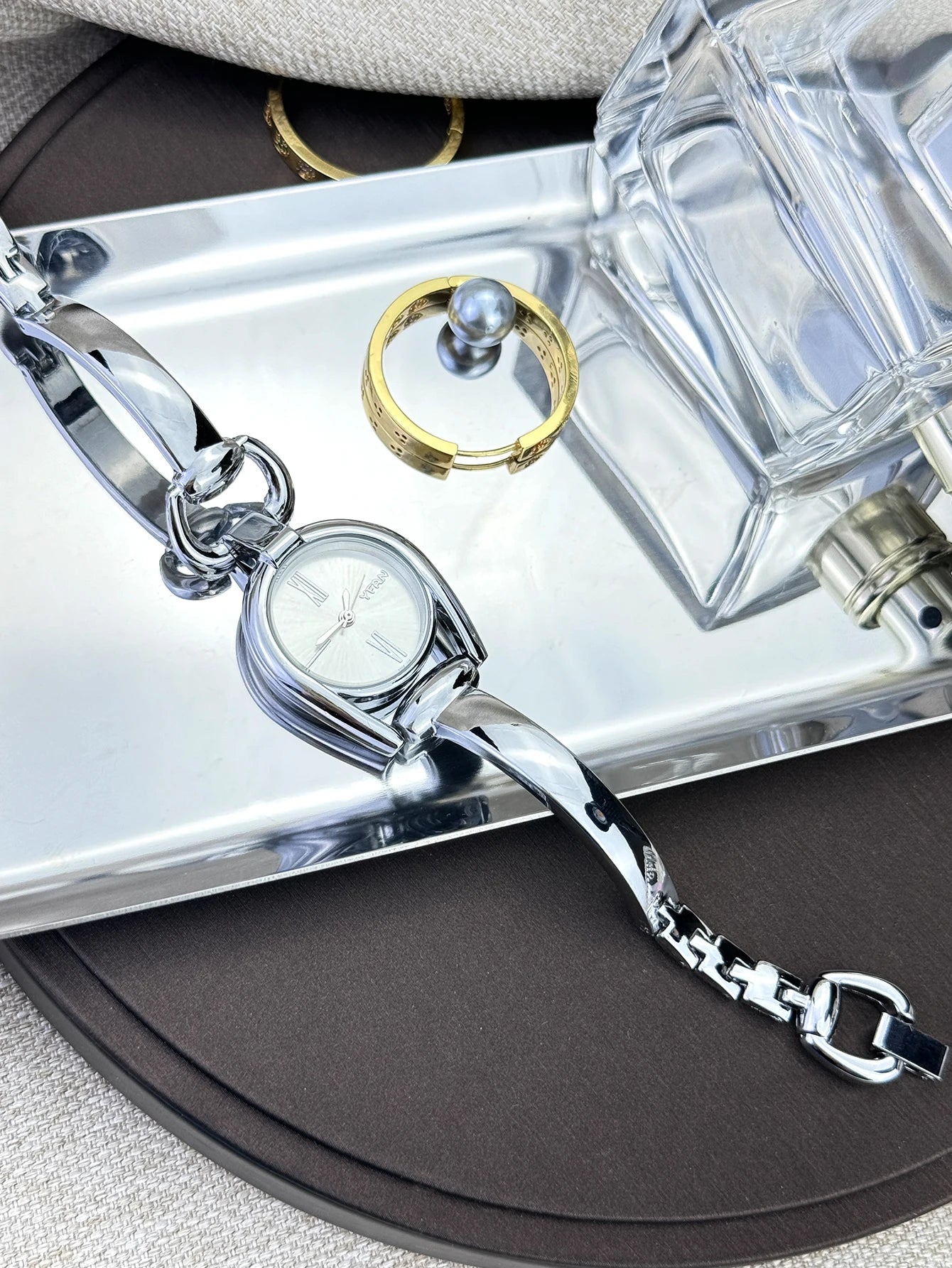 Retro Button Quartz Watch