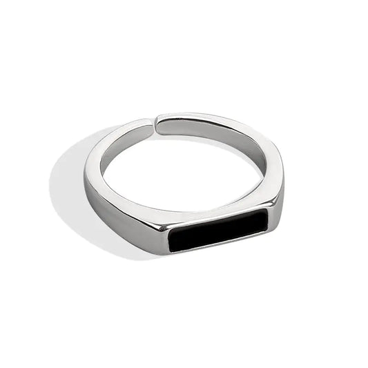 Cora Minimalist Onyx Silver Ring